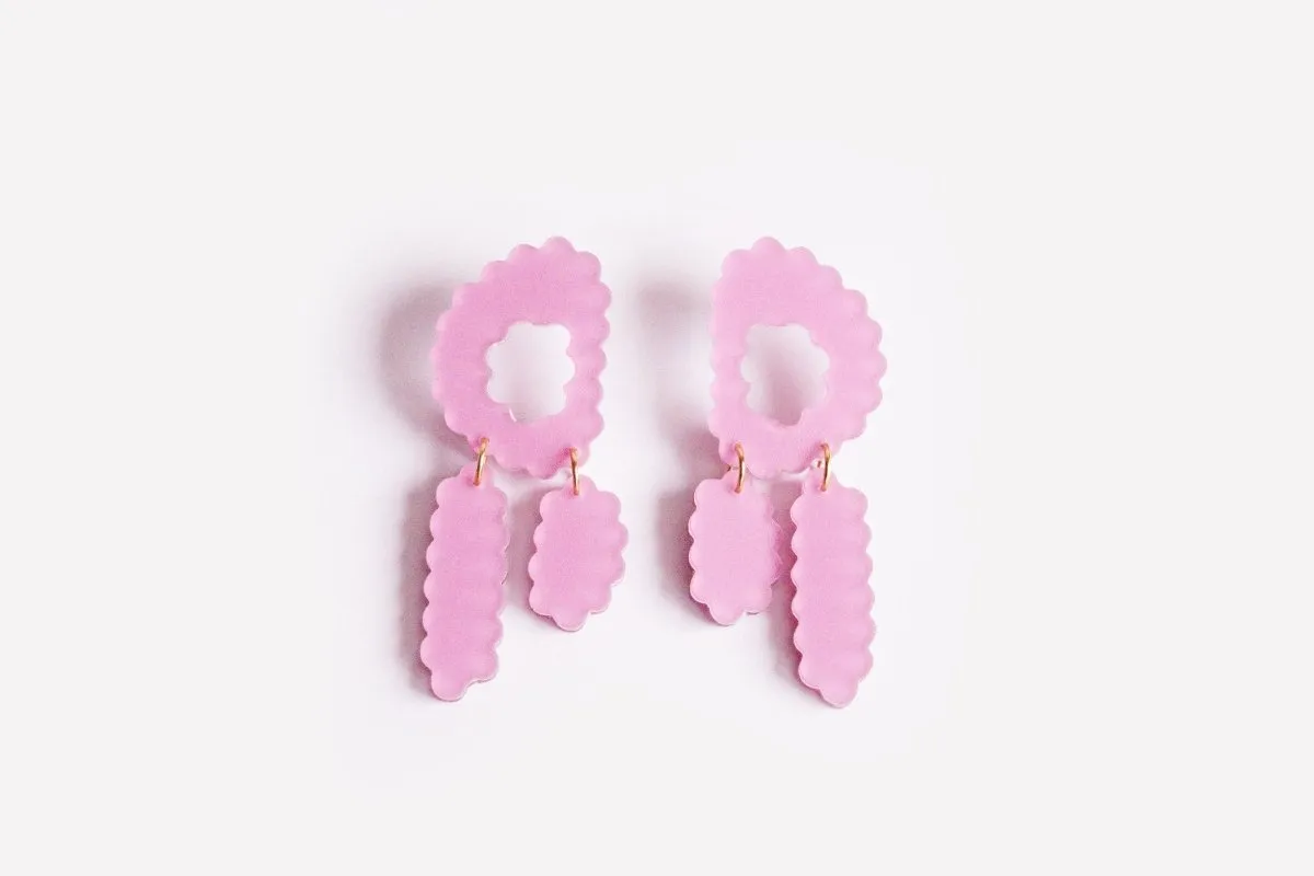 DConstruct Scallop Triple Drop Oval Earrings (Lilac)