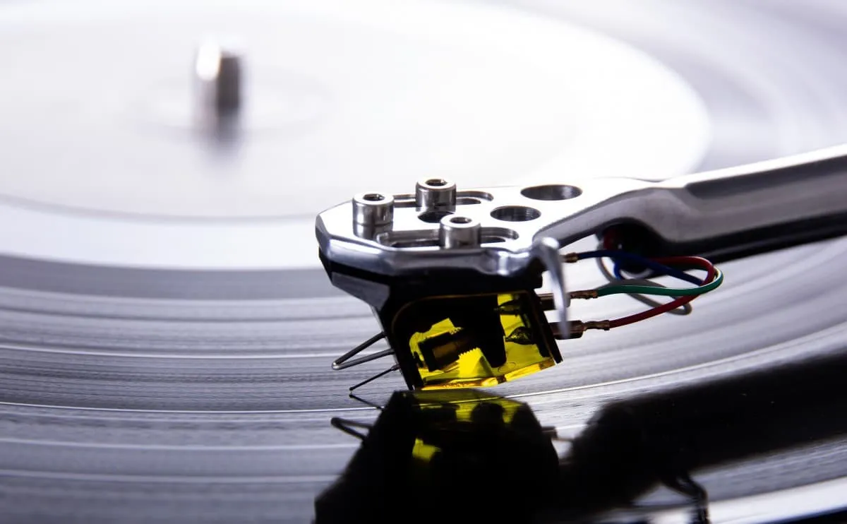 Rega Planar 10 Turntable and P10 PSU
