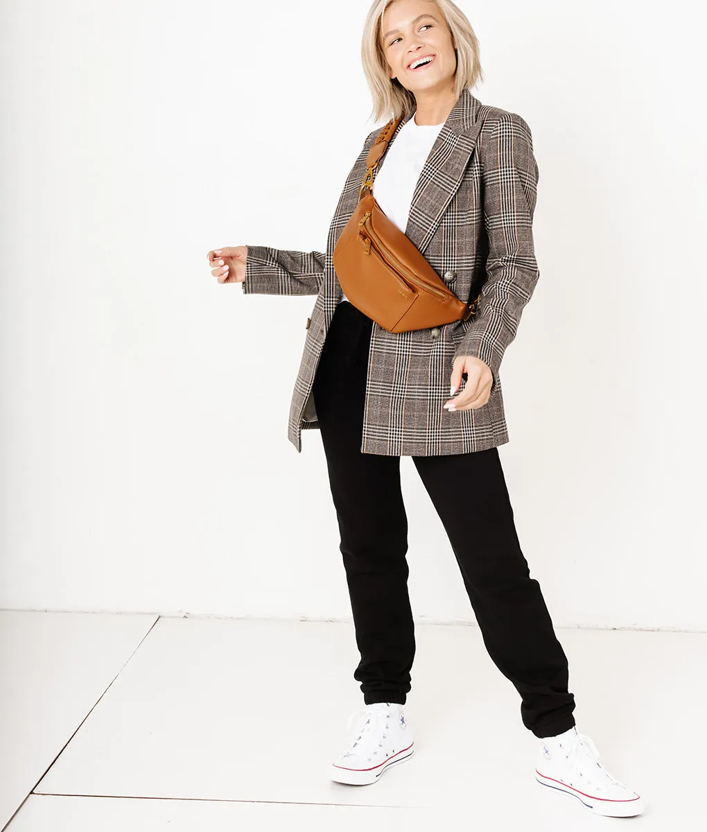 The Fishtail Braid Strap Short - Brown